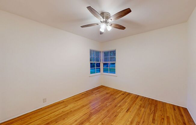 1 bed, 1 bath, 700 sqft, $2,450, Unit 532