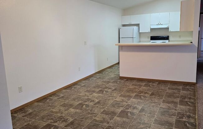 2 beds, 1 bath, 1,050 sqft, $1,269, Unit PL 7303