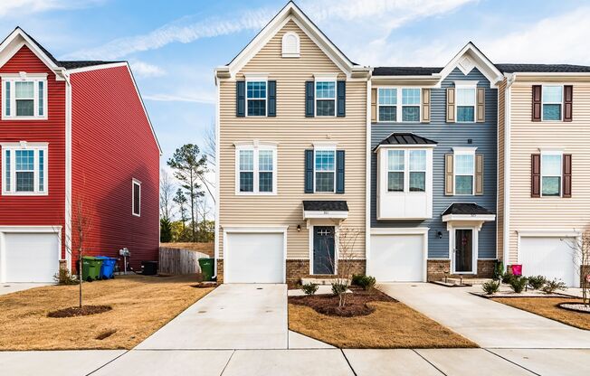 3-Bedroom Townhouse in Fuquay Varina Available on April 19th!