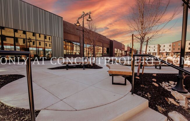 2 beds, 2 baths, 800 sqft, $2,299, Unit 1-220