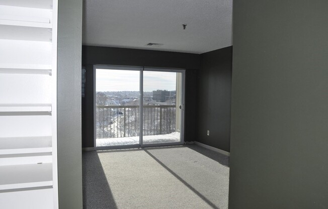 1 bed, 1 bath, 644 sqft, $1,900, Unit 802