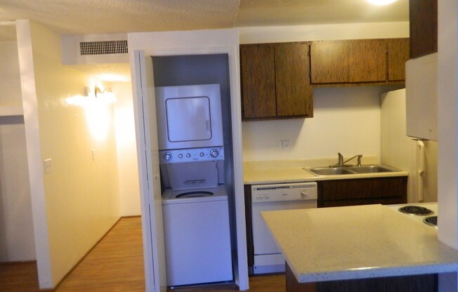 2 beds, 1 bath, 818 sqft, $1,109, Unit 313