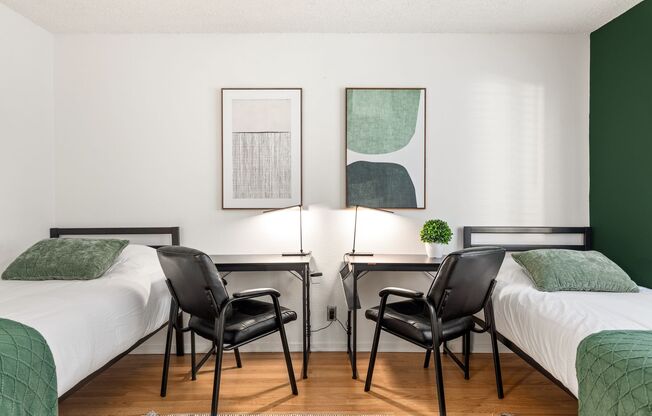 A fully furnished 5 bedroom, 2 bathroom apartment with common areas at 1823 Pelham Ave. Unit 8