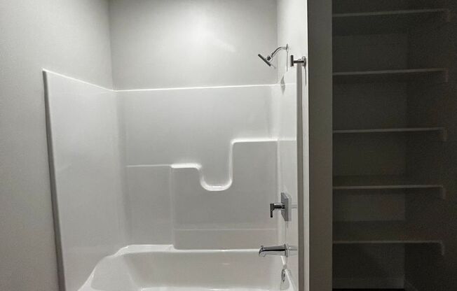 2 beds, 2 baths, 915 sqft, $1,595, Unit 226 - B915 Corner Unit