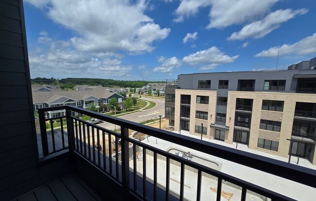 2 beds, 2 baths, 1,140 sqft, $2,110, Unit 8421-238