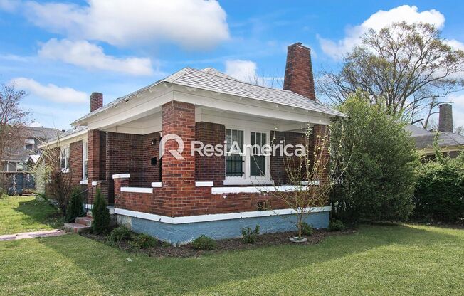 Classic Bungalow in a Convenient Location!