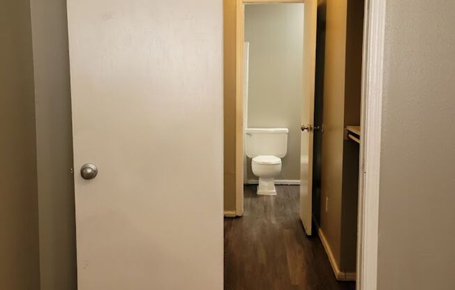 1 bed, 1 bath, 600 sqft, $699, Unit 104