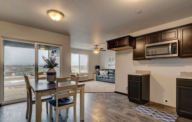 1 bed, 1 bath, 801 sqft, $895, Unit #101