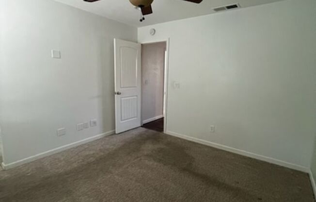 3 beds, 2 baths, $2,050