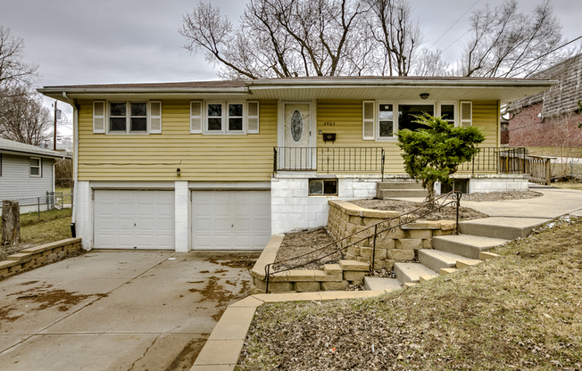 4903 N 62 ST