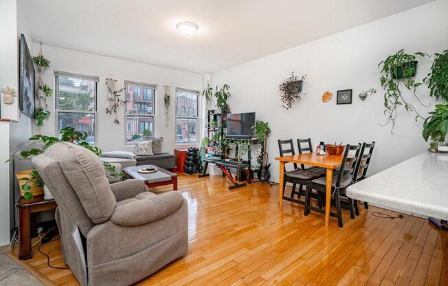 23 30 35 ST