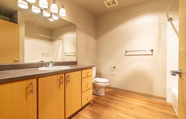 1 bed, 1 bath, 760 sqft, $1,933, Unit C504