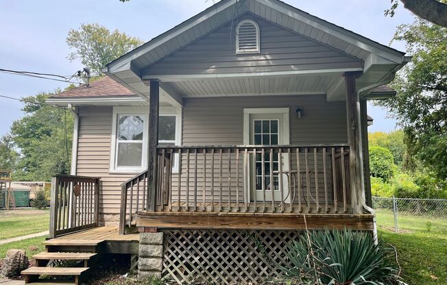 3 Bedroom 2 bath in Alton