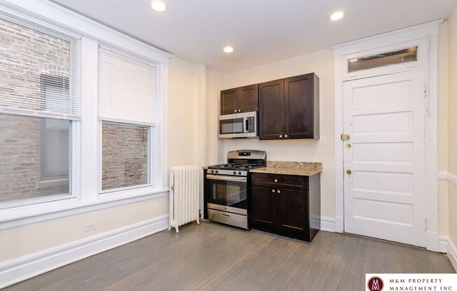 1206-08 Lexington