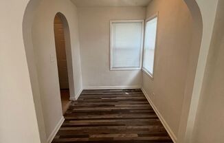 2 beds, 1 bath, $750, Unit # 1