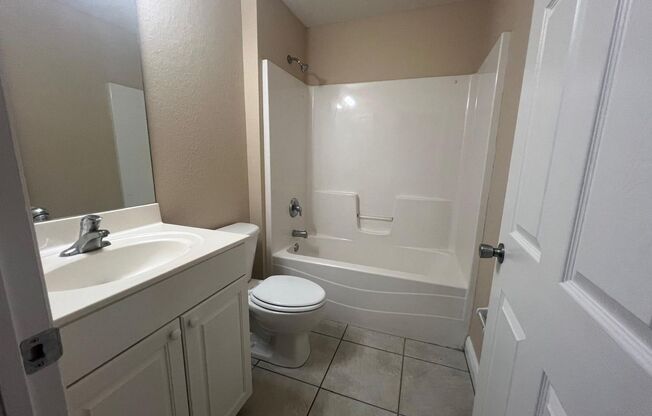 2 beds, 2 baths, $1,595