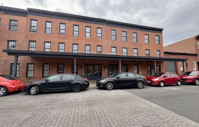 1 bed, 1 bath, 420 sqft, $1,199, Unit 02