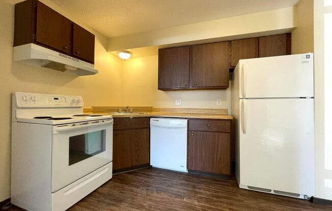 2 beds, 1 bath, 875 sqft, $995