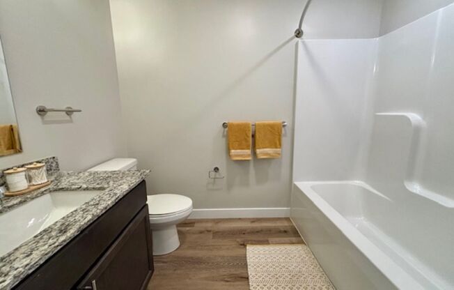 2 beds, 2 baths, 1,115 sqft, $1,750, Unit 122