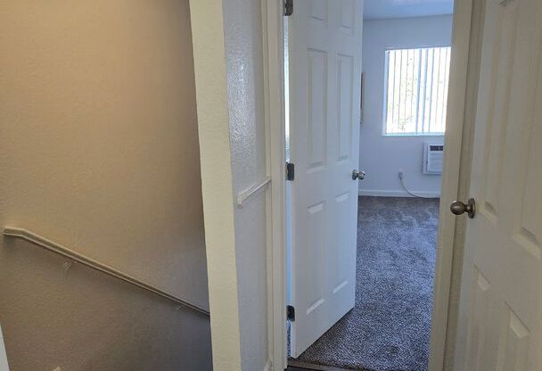 1 bed, 1 bath, 850 sqft, $1,330, Unit 3430-46