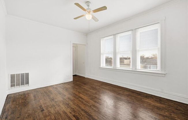 3748-3752 W. Division