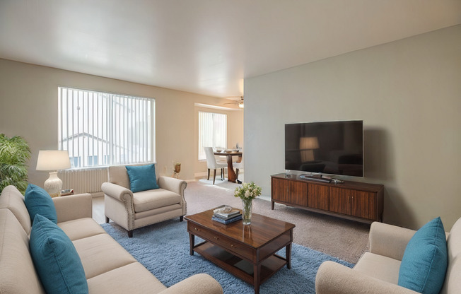 2 beds, 2 baths, 900 sqft, $1,545, Unit 135-211