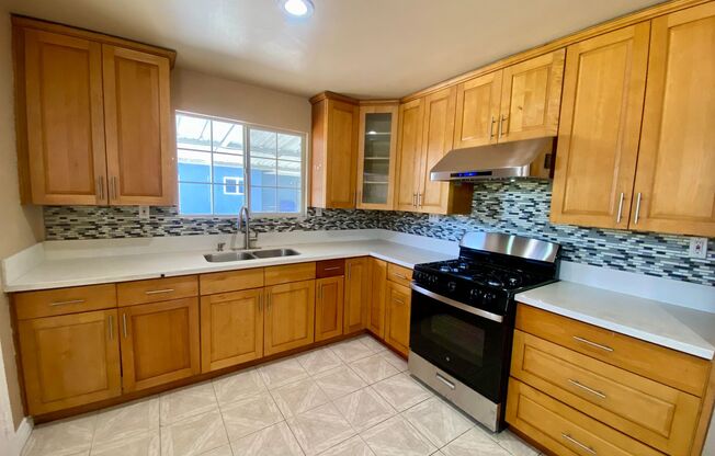 536 Willow Ave