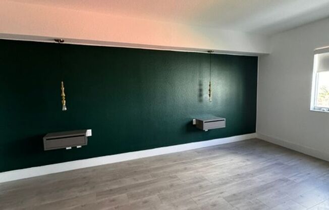 2 Bedroom- 2 Bath Loft