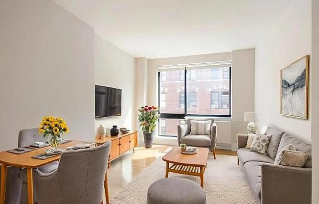537 W 27 ST