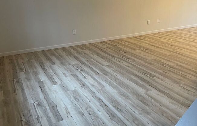 2 beds, 1.5 baths, 928 sqft, $1,050, Unit Unit 202