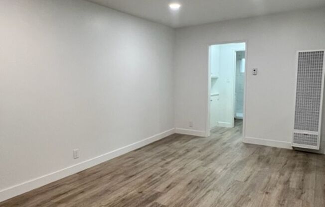 1 bed, 1 bath, 600 sqft, $2,175, Unit 01