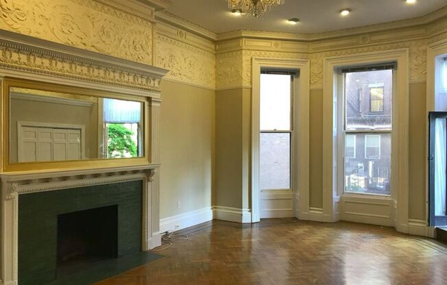 16 Commonwealth Avenue