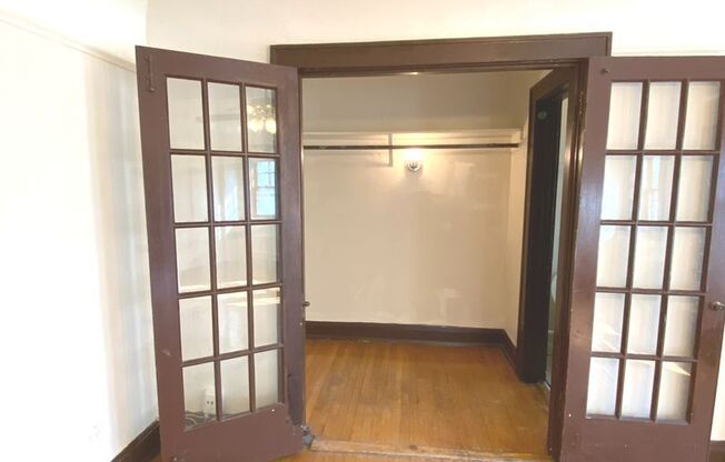 Studio, 1 bath, $775, Unit 303