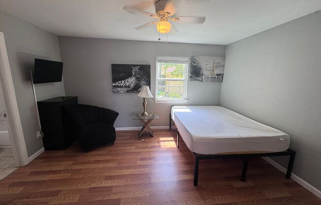 1402 N 2nd St #2- ARGLO