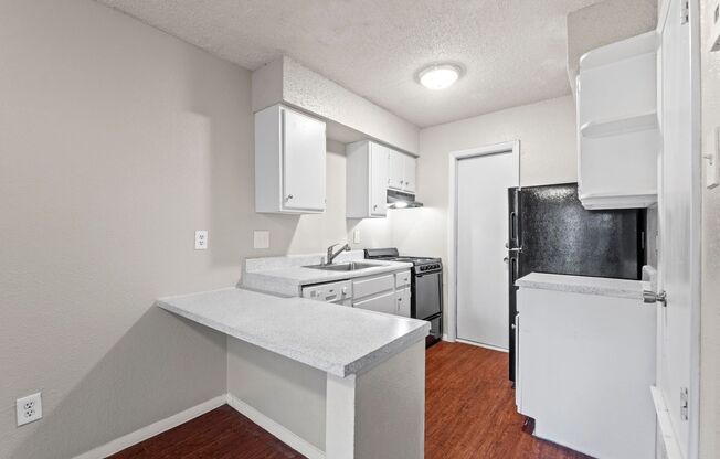 1 bed, 1 bath, 525 sqft, $1,149, Unit 108