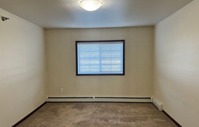 1 bed, 1 bath, 670 sqft, $1,020, Unit 3839-303