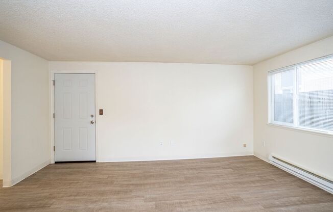 2 beds, 1 bath, $1,490, Unit UNIT 1