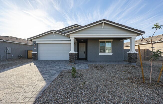 Modern Mountainside Living: Stunning New 4-Bedroom Home in Estrella Crossing!