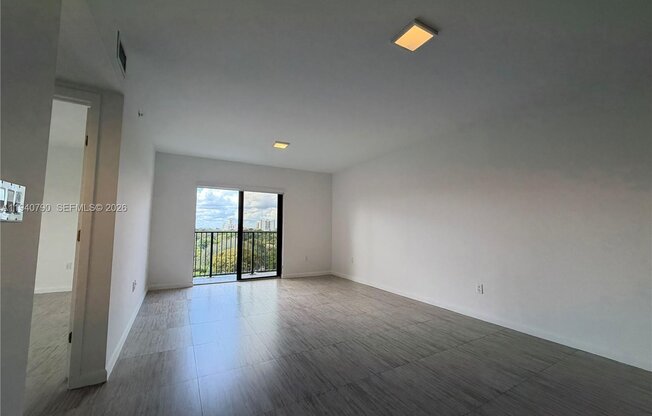 1801 SW 32 AVE