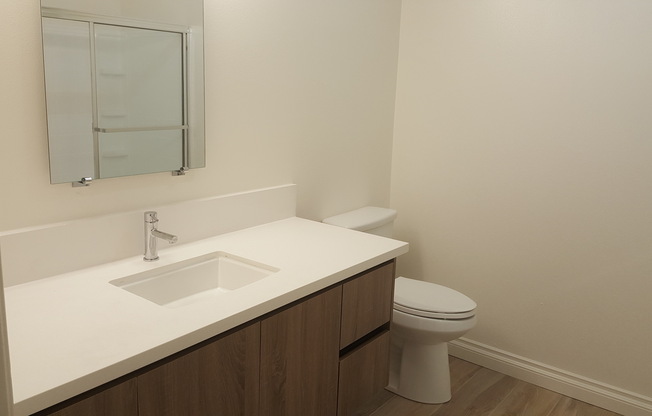 2 beds, 2 baths, 1,072 sqft, $3,095, Unit 7076 - 208