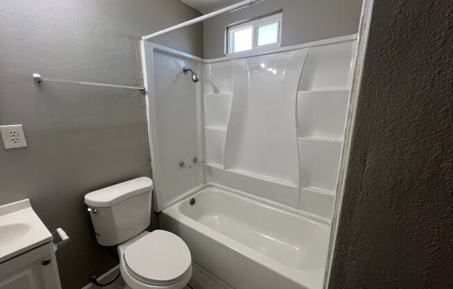 1 bed, 1 bath, $1,295