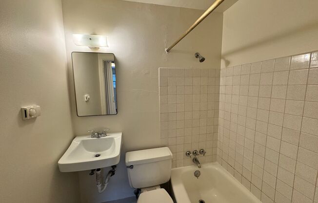 1 bed, 1 bath, 500 sqft, $845