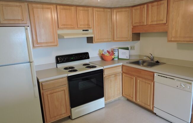 1 bed, 1 bath, 720 sqft, $1,075, Unit 116