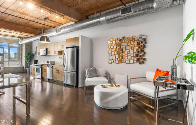 1 bed, 1 bath, 950 sqft, $3,700, Unit 427