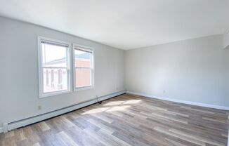 2 beds, 1 bath, 719 sqft, $1,480, Unit 6