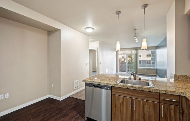 1 bed, 1 bath, 627 sqft, $2,500, Unit 304
