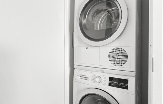Studio, 1 bath, $3,695, Unit 29M