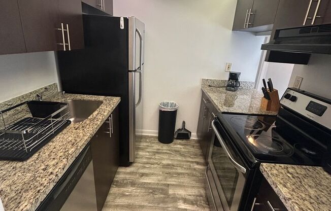 Now Leasing: 1-bedroom and 1.5 bath condo with a private balcony. Ideally located in the heart of West Palm Beach