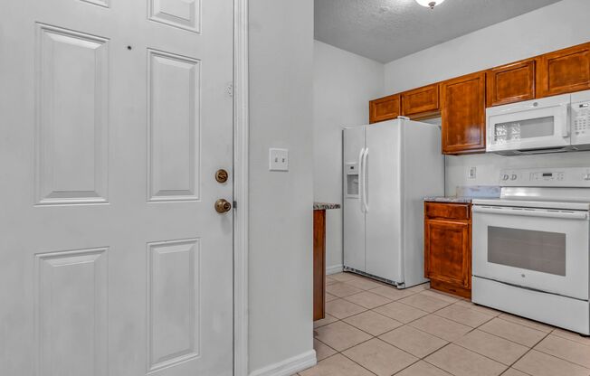 3 beds, 2 baths, $2,000