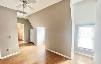 1 bed, 1 bath, $925, Unit 1728-04